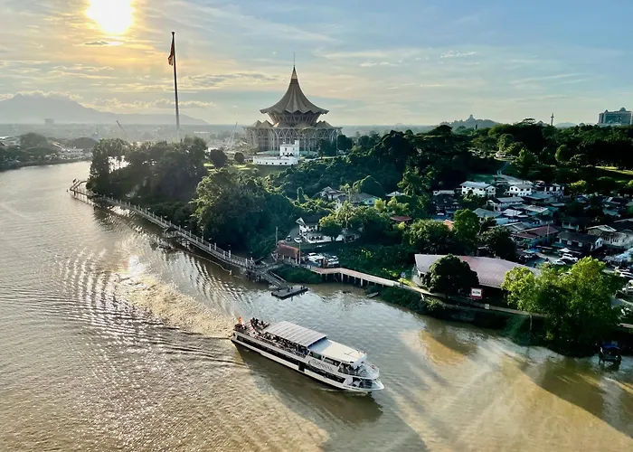 Kuching City Center Riverbank Suites With Marvelous River View