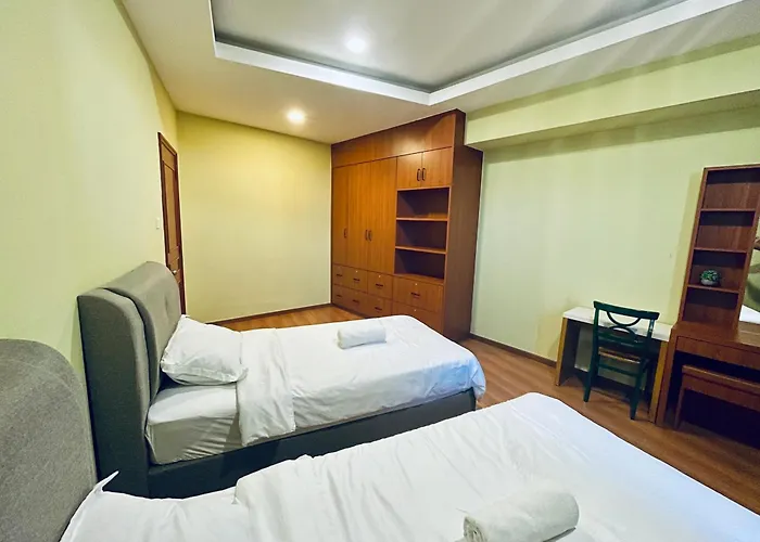 Kuching City Center Riverbank Suites With Marvelous River View